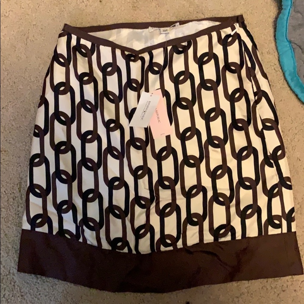 Banana Republic Size 00 petite mini skirt.
